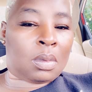 Meet your Posher, Renee